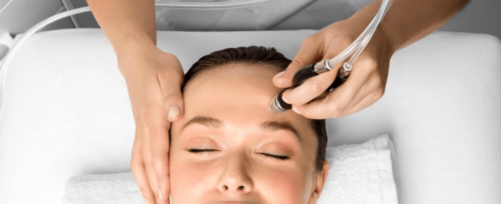 Diamond Glow | Premier Cosmetic Surgery DE